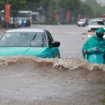 Xe máy điện bị ngập nước: Phải làm gì để có xe đi ngay